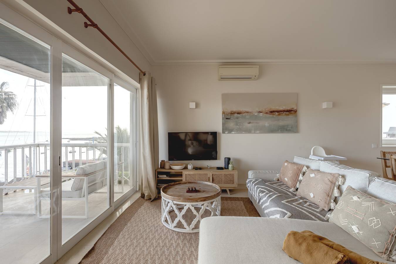 Ganze Wohnung, Ferienwohnung 'Cascais Bay Terrace Iv' mit Meerblick und Wlan in Cascais e Estoril, Costa de Lisboa