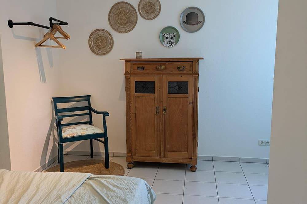 Ganze Wohnung, Ferienwohnung Dorfperle - Appartement/Fewo, Dusche, Wc, 1 Schlafraum in Wittlich, Bernkastel-Kues & Umgebung