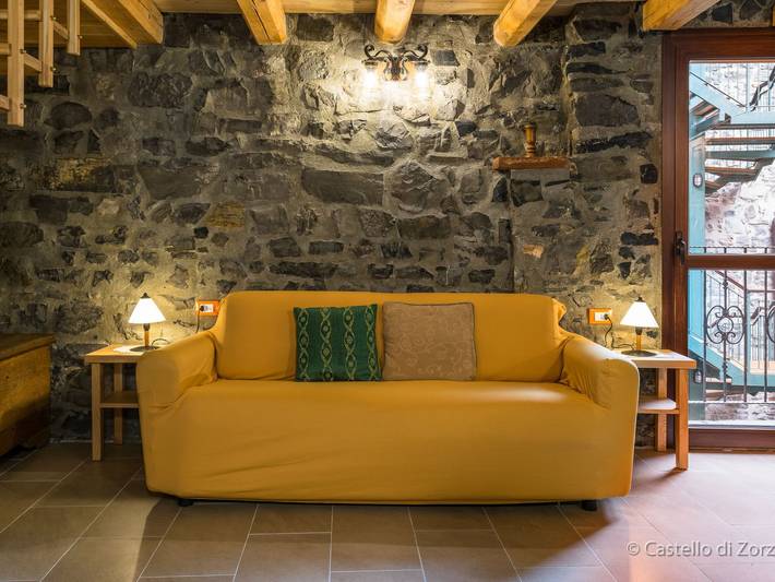 Appartamento intero, Studio-Apartment mit Zwischengeschoss in einem historischen Gebäude in Zorzino in Riva di Solto, Comune di Riva di Solto