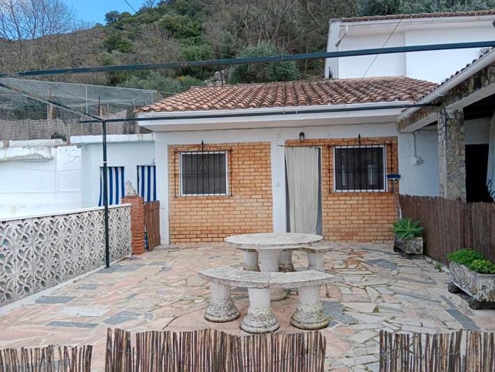 Casa rural para 8 personas, con Terraza además de Jardín y Piscina en Sierra de Grazalema - 4