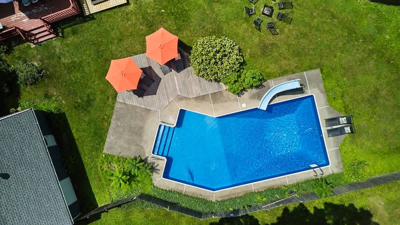 Hv Spacious Retreat sleeps 13 w Hot Tub in Dutchess County