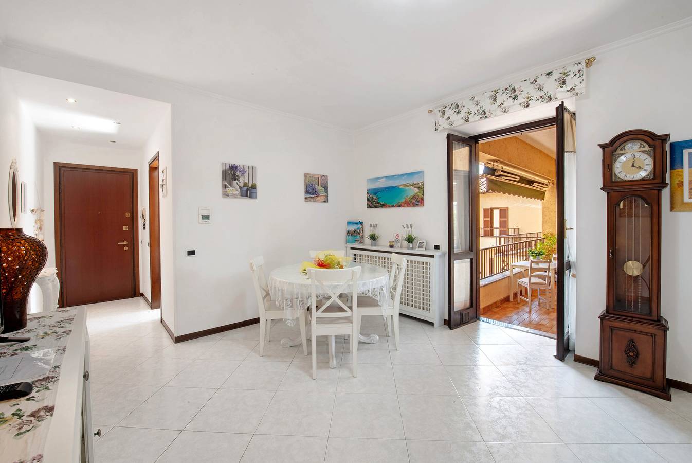 Ganze Wohnung, Ferienwohnung 'La Terrazza Di Basilio' mit Seeblick, Balkon und Wi-Fi in Olginate, Comer See