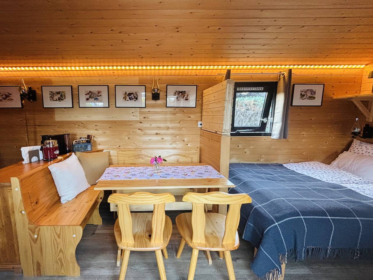 Chalet 'Josef' mit privater Terrasse, privatem Garten und Wlan in Braunsbedra, Saale-Unstrut