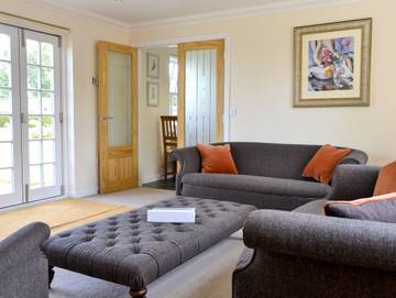 Log Cabin for 6 People in Angus, Scotland, Photo 3