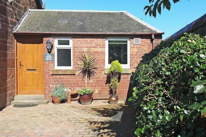 Holiday rental for 2 people, with garden in Troon