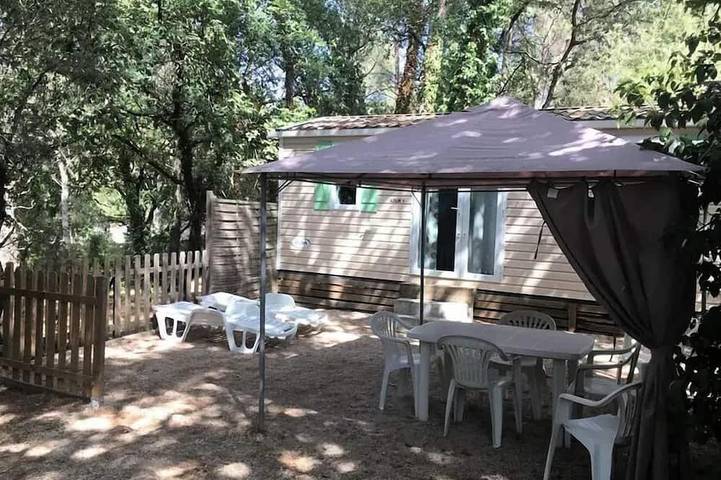 Camping pour 6 personnes à Carqueiranne