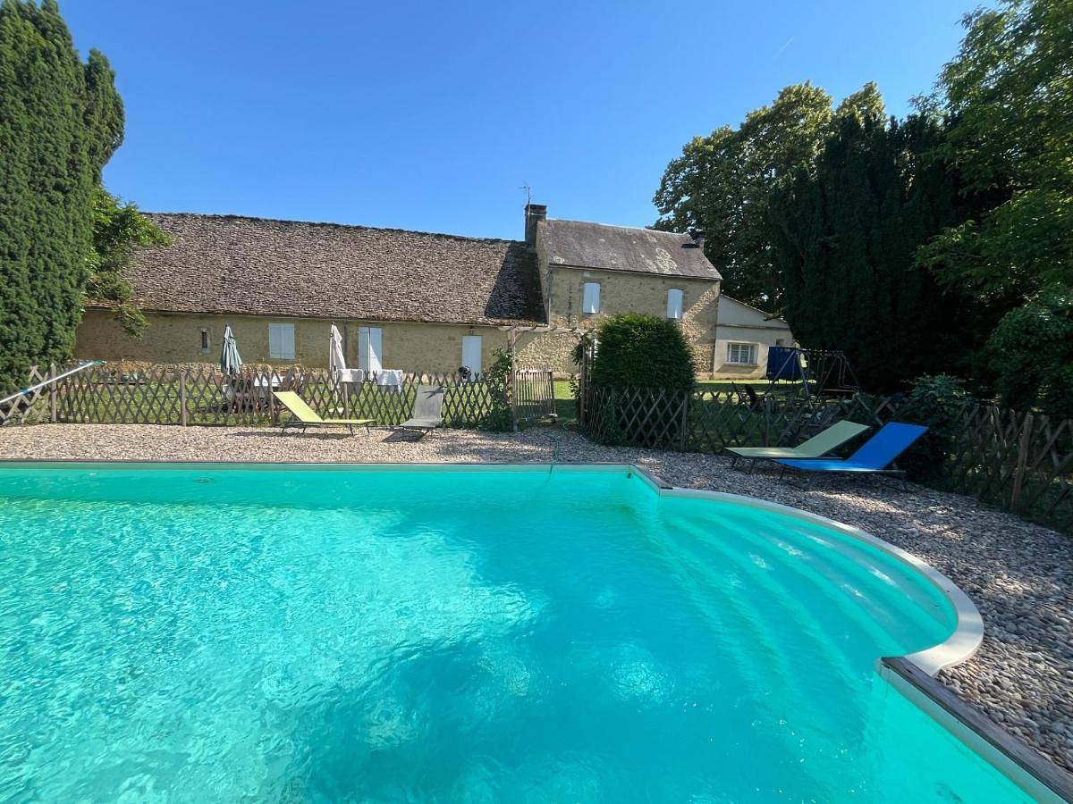 Le Pigeonnier piscine privée proche de Sarlat in Marcillac-Saint-Quentin, Périgord Noir