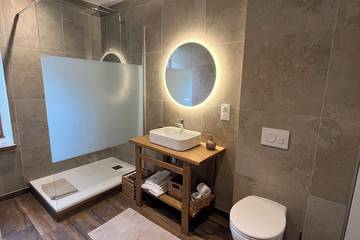 Chambre D’hôte pour 2 Personnes dans Husseren-Wesserling, Région de Thann, Photo 2