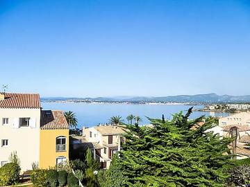 Gîte pour 5 personnes, avec terrasse dans Le Brusc