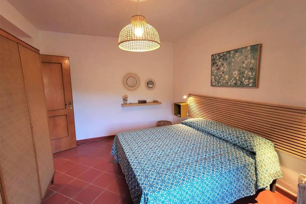 Ganze Wohnung, Panorama-Apartment für 4 Personen in Perdifumo, Cilento Coast