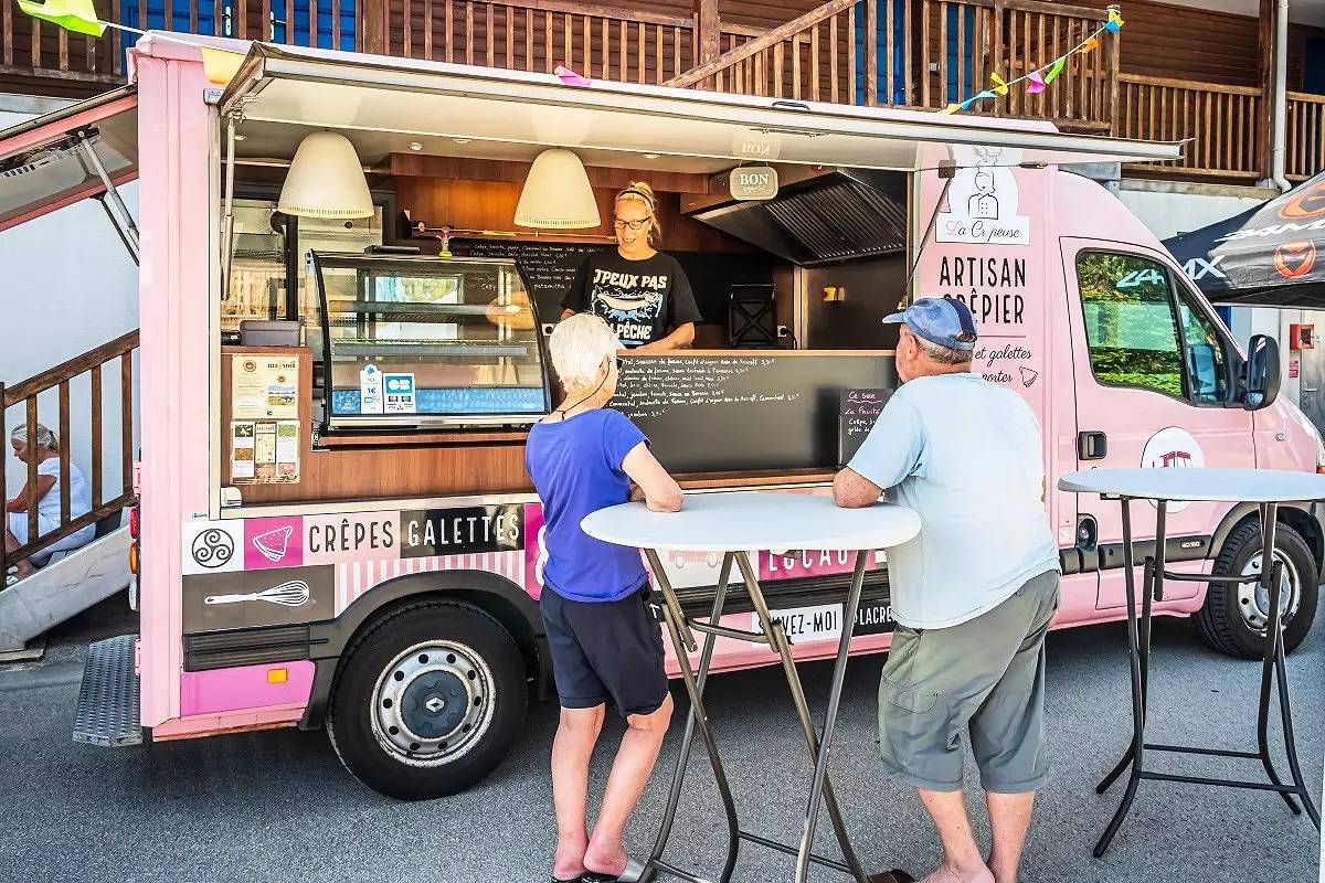 Stacaravan Evo 3 kamers 4/6 personen Tv in Ambon, Côte des Mégalithes