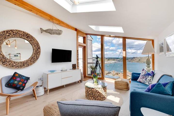 Cottage for 4 people, with Garden in Polruan