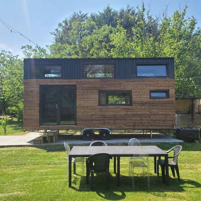 Chalet pour 6 personnes, avec terrasse ainsi que jacuzzi et jardin dans Seine-et-Marne - 2