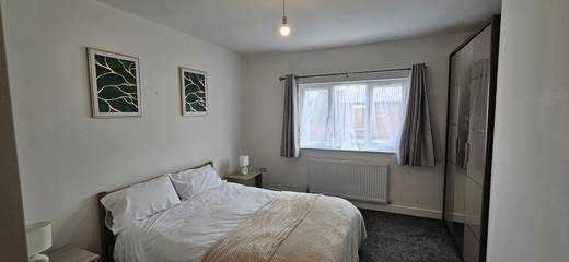 Holiday Rental for 8 People in Stoke-on-Trent, West Midlands, Photo 1