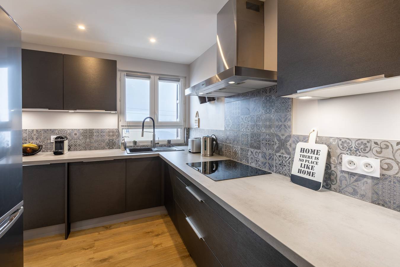 Ganze Wohnung, Orpin - superbe appartement rénové 2 personnes avec grande terrasse plein sud, belle vue in Font-Romeu-Odeillo-Via, Parc naturel régional des Pyrénées catalanes