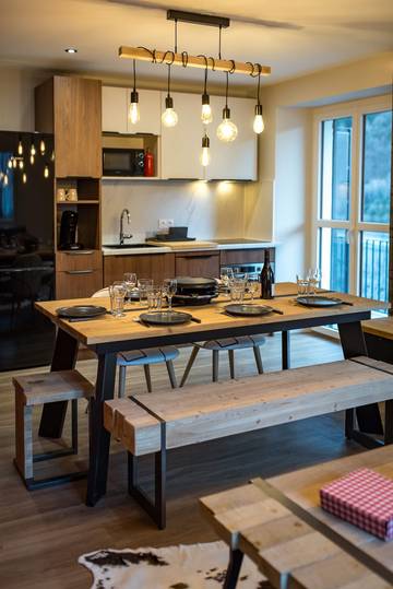 Gîte pour 6 personnes, avec balcon, adapté aux familles à Orelle