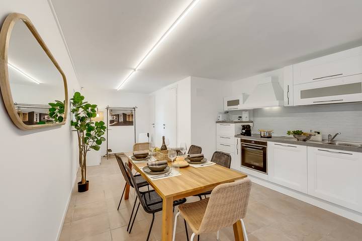 Apartamento de vacaciones para 2 personas, con vistas al mar además de terraza y piscina, Se admiten mascotas - 1