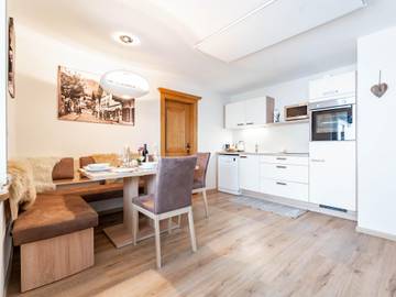 Vakantieappartement voor 5 Personen in Piesendorf, Kitzbüheler Alpen, Afbeelding 1