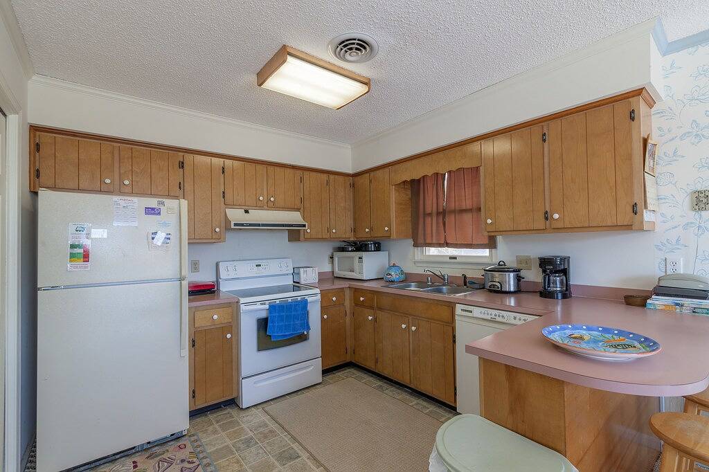 Ein Haus Zum Strand! Lg 3Br, 2Ba Einfamilienhaus Für 8 Schlafen Zu Fuss In Die Stadt! in Fenwick Island, Sussex County (Delaware)