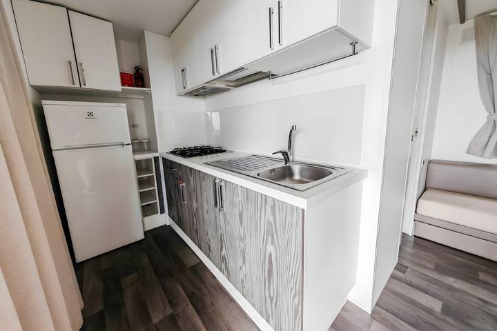 Bungalow für 4 Personen, mit Meerblick und Terrasse, kinderfreundlich in Kampanien - 4