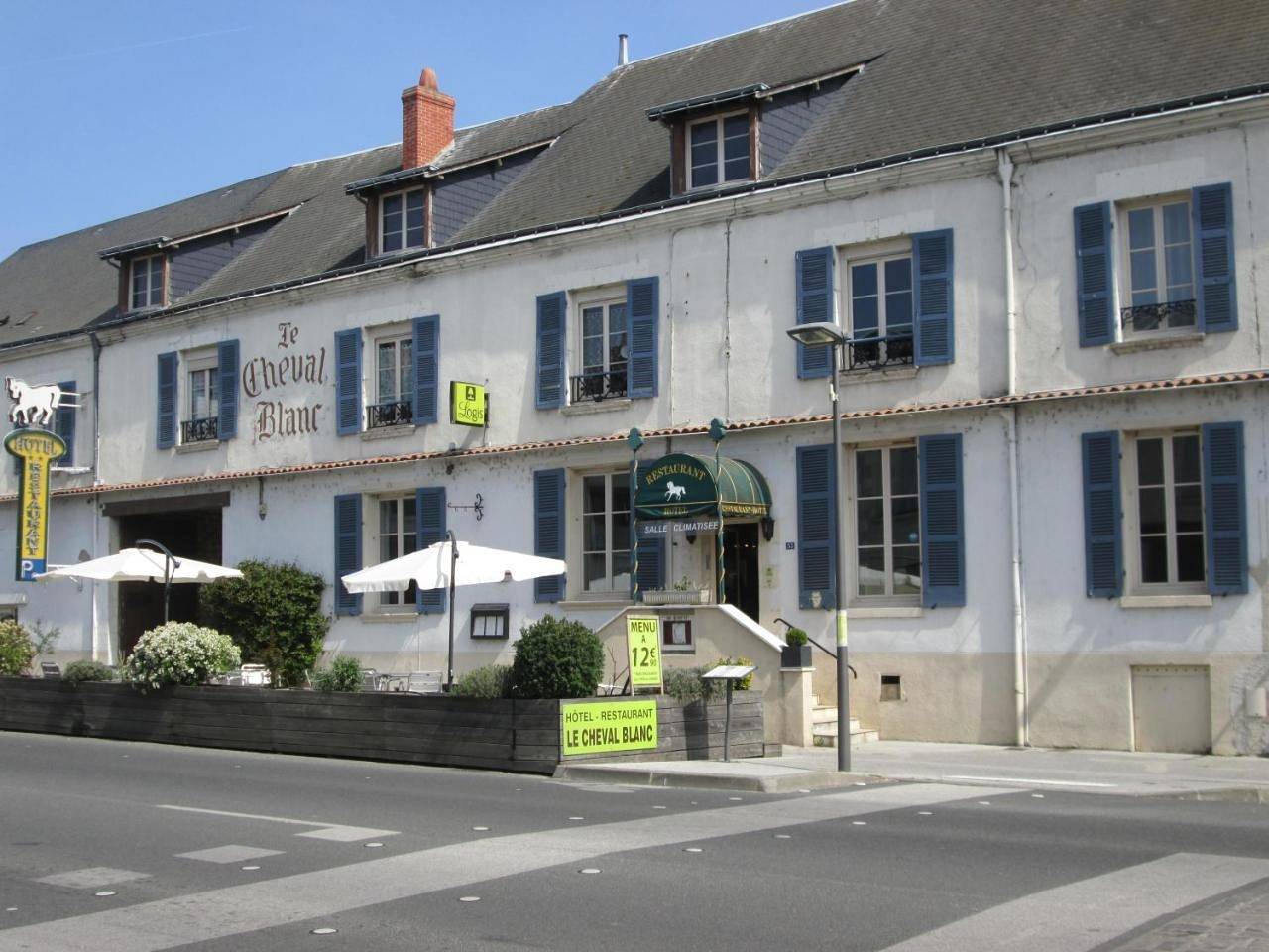 Logis Hostellerie Du Cheval Blanc in Sainte-Maure-de-Touraine, Région de Chinon