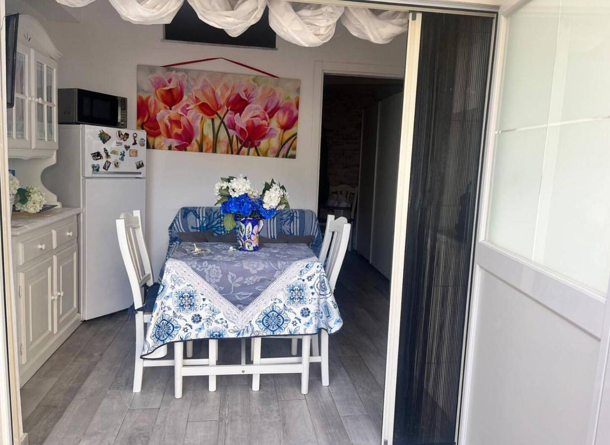 Appartamento intero, One-Bedroom Apartment in Mondello, Palermo