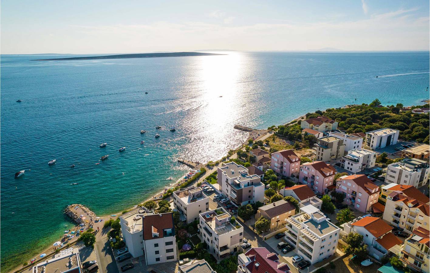 Appartement de vacances entier, Charmant appartement d'une chambre avec Wi-Fi et terrasse, à 700 m de la plage in Mandre, Pag