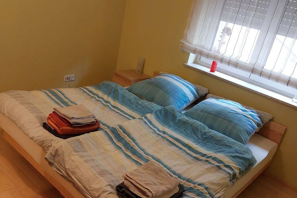 Ganze Wohnung, Ruhige und gemütliche Ferienwohnung mitten im Kraichgau in Östringen, Kraichgau