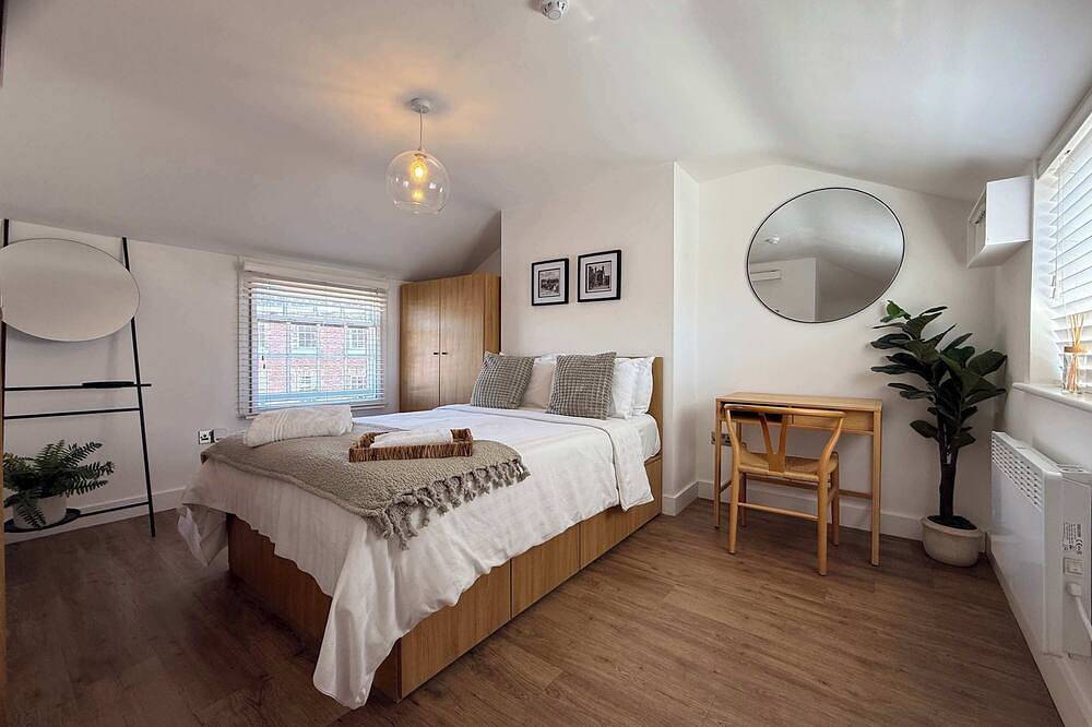 Entire apartment, Beautiful Cuppin Street Two Bed Apartment in Chester, Cheshire West and Chester