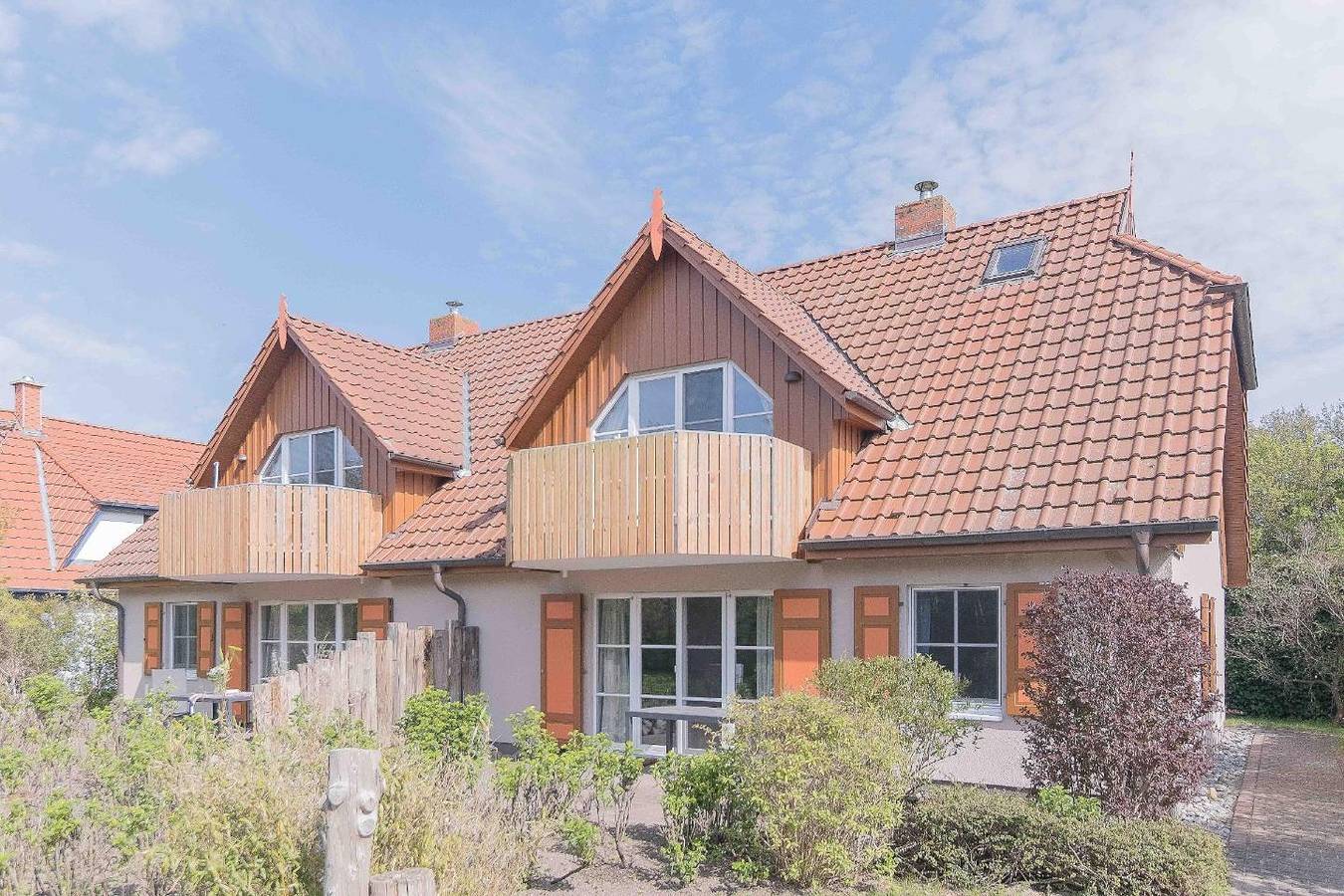 Ganze Wohnung, Dachgeschoss-Wohnung Lf 5.2 im Haus Windflüchter im Ostseebad Wustrow in Ostseebad Wustrow, Wustrow