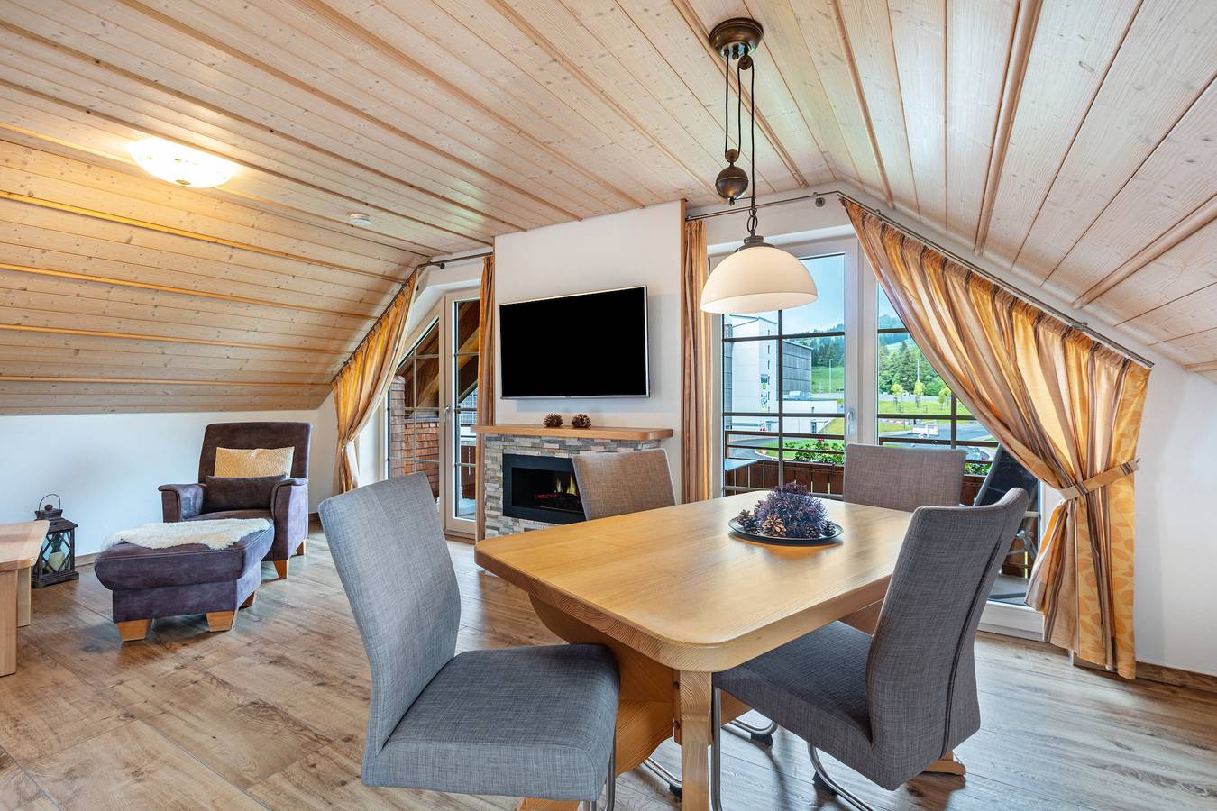 Ganze Wohnung, Ferienwohnung 'Typ B1, 50qm' mit Bergblick, Gemeinschaftsterrasse und Wi-Fi in Suedlicher Schwarzwald, Feldberg