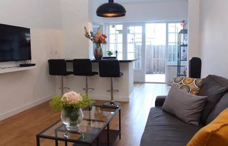 Ferienwohnung für 4 Personen, mit Terrasse und Garten - 1