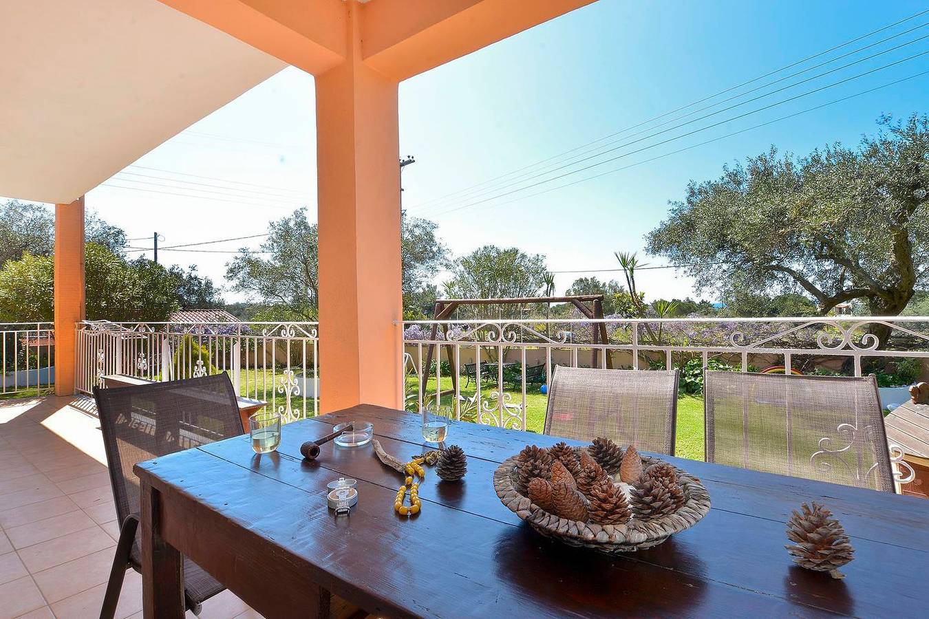 Entire apartment, Ideal for families! Apartment with garden at the beach, wifi | Prassoudi, Corfu in Corfu