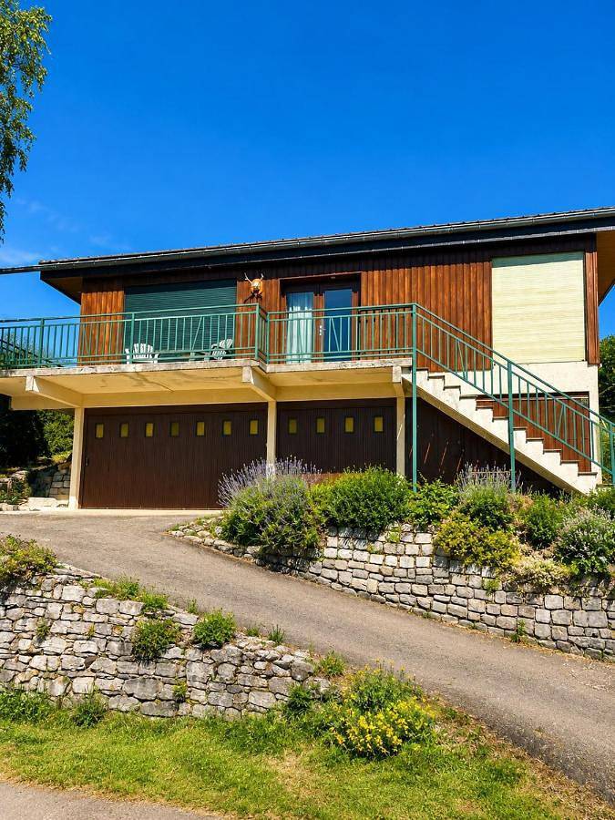 Location de vacances pour 6 personnes, avec Terrasse et Jardin dans Lac de Vouglans - 4