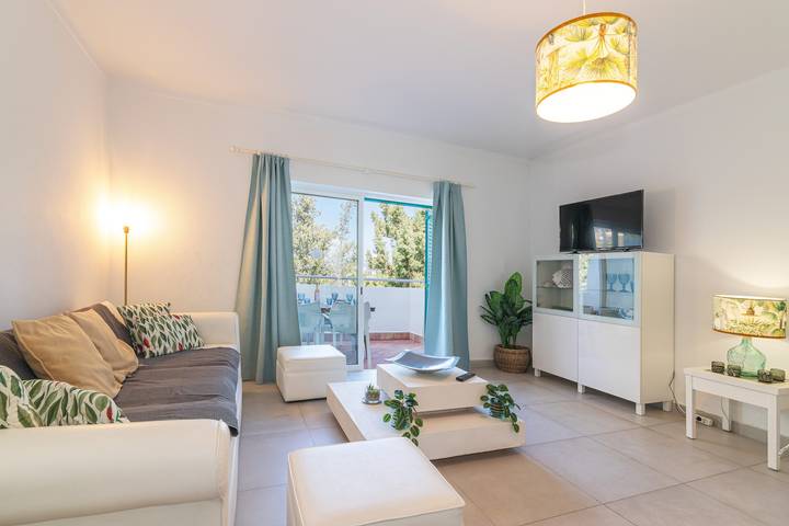 Ferienwohnung für 6 Personen, mit Balkon und Garten sowie Kinderpool in Alvor - 3