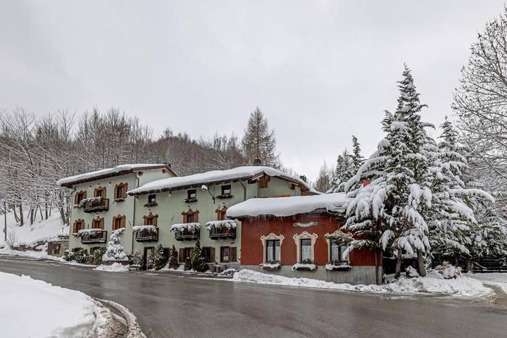 Hôtel pour 2 personnes, avec jardin ainsi que piscine et sauna à Limone Piemonte - 2