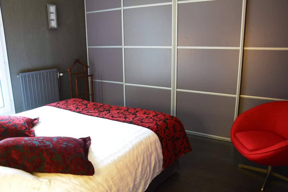 Apartamento entero, Apartamento acogedor y muy tranquilo entre París y el parque Disney a 300 m del Rer A in Lognes, Sena y Marne