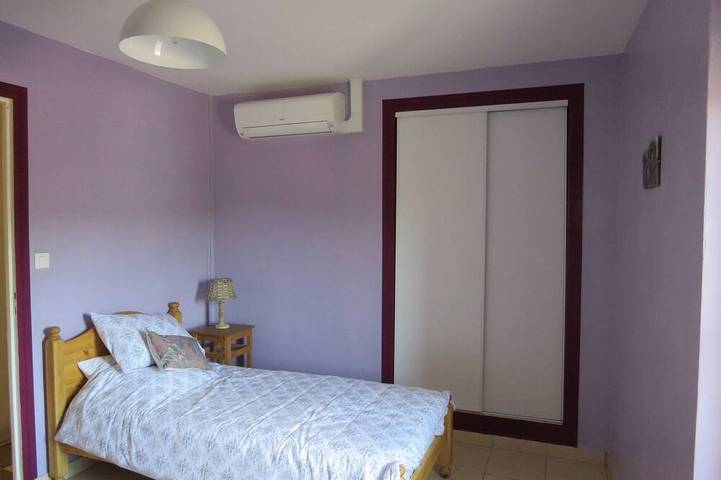 Gîte pour 9 personnes, avec jardin à Villesèque-des-Corbières - 3