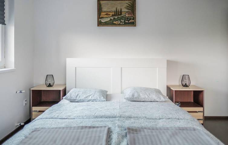 Geräumige 2-Zimmer-Wohnung mit Pool in der Nähe des Flusses Berava in Vukovar-Srijem