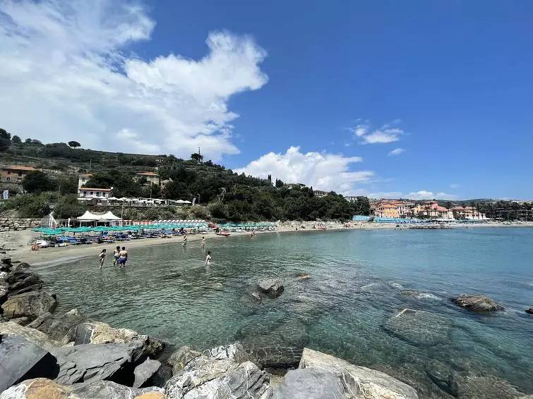 Haus 4 Personen in San Lorenzo al Mare, Riviera di Ponente