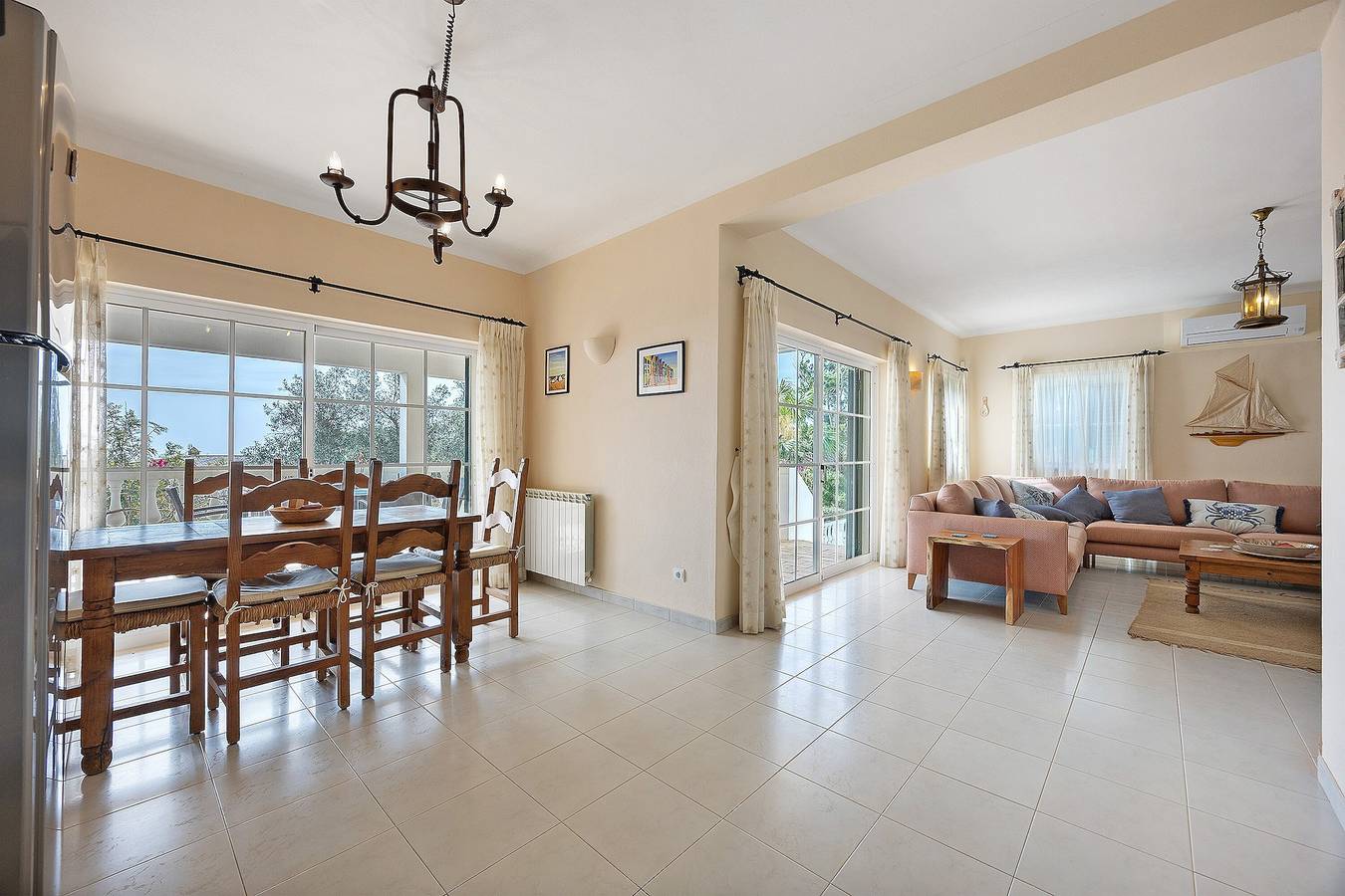 Villa 'Monte Lemos 35' with Sea View, Wi-Fi and Air Conditioning in Praia da Luz, Faro District