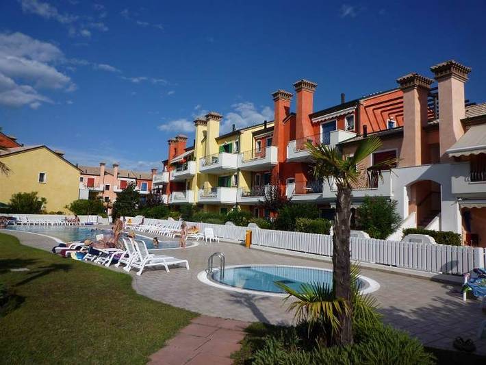 Holiday apartment for 5 people, with garden, with pets - 1