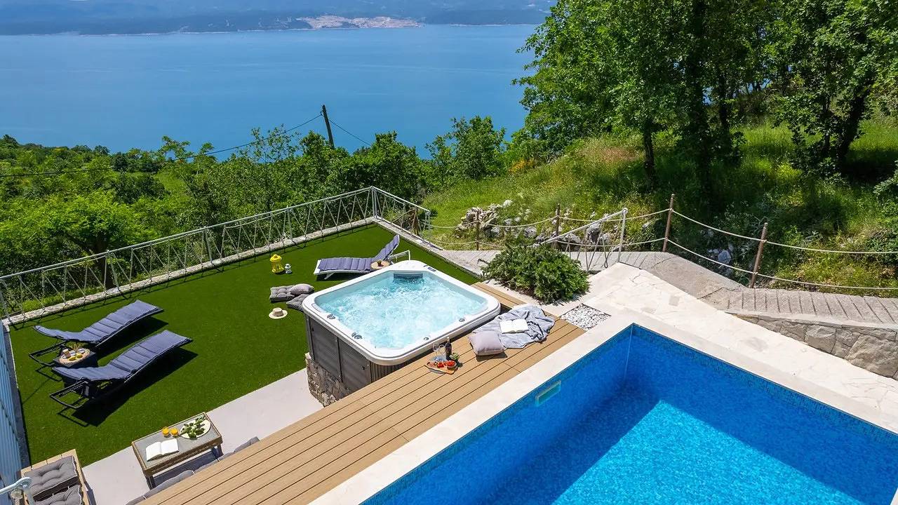 Villa für 11 Personen (240 m²) in Lokva Rogoznica in Lokva Rogoznica, Omis-Riviera