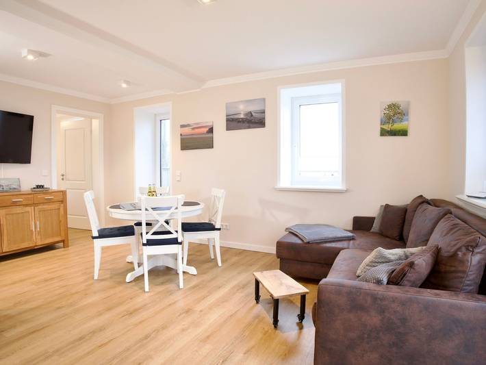 Ferienwohnung für 3 Personen, mit Terrasse und Garten sowie Ausblick in Nordstrand - 3