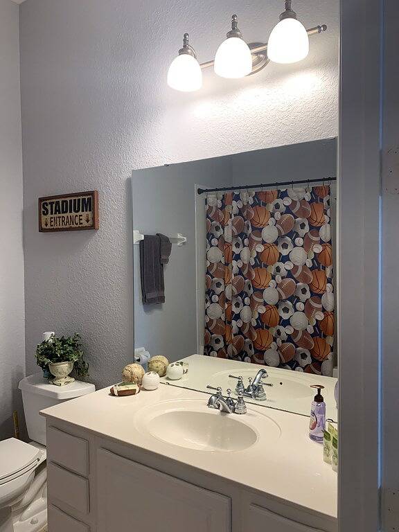 Vacation rental for 8 people, with pool and balcony as well as hot tub in Orange County (FL)