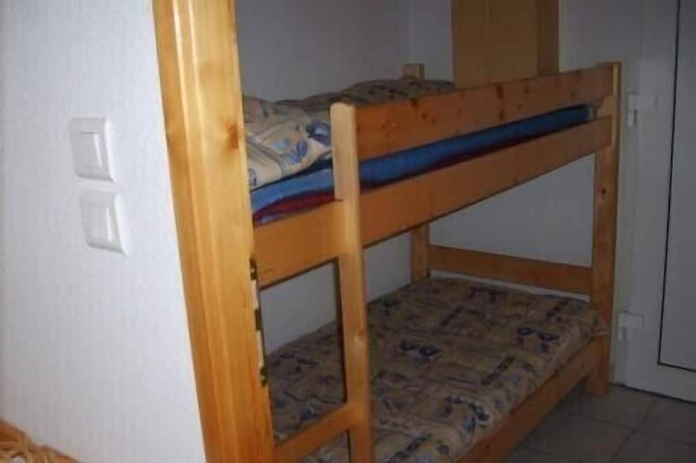 Ganze Wohnung, Charming apartment in chalet, close to ski slopes and town center in Gérardmer, Regionaler Naturpark Belchen der Vogesen