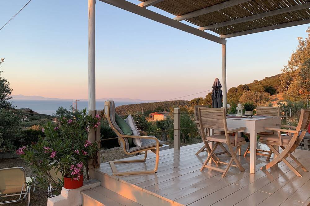 Olive Hill Private House in Poros Stadt, Poros