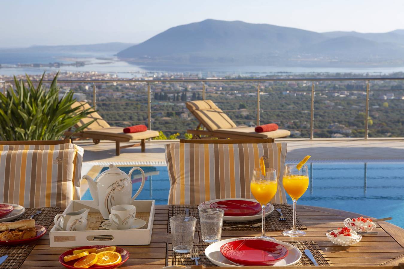 Luxury stone-made villa with exceptional view & pool in Απόλπαινα, Πόλη της Λευκάδας
