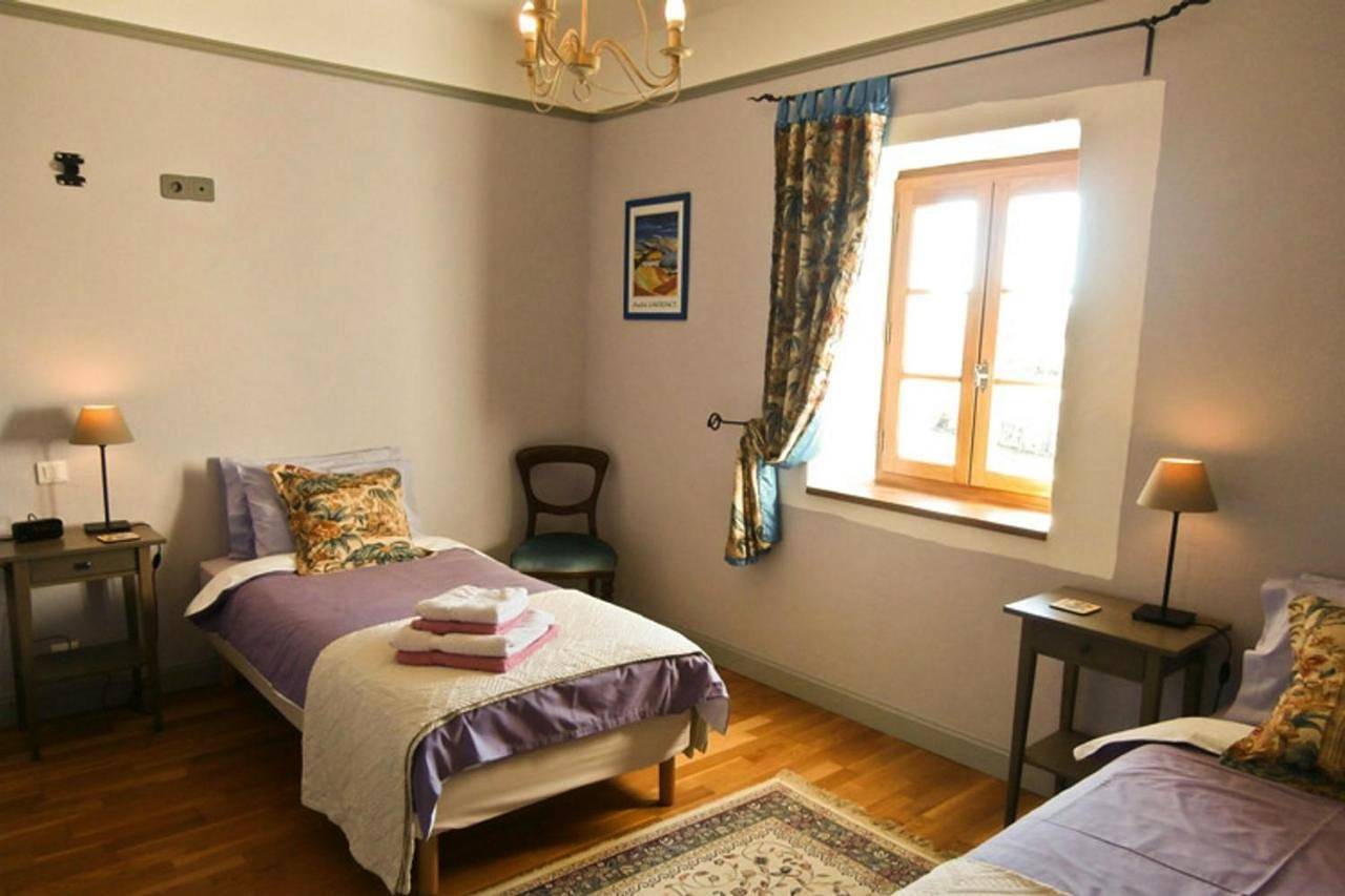 Standard Twin Room in Rieupeyroux, Aveyron