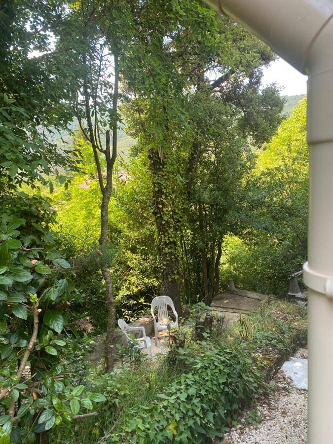 Location de vacances pour 5 personnes, avec piscine ainsi que terrasse et vue à Caudiès-de-Fenouillèdes - 3